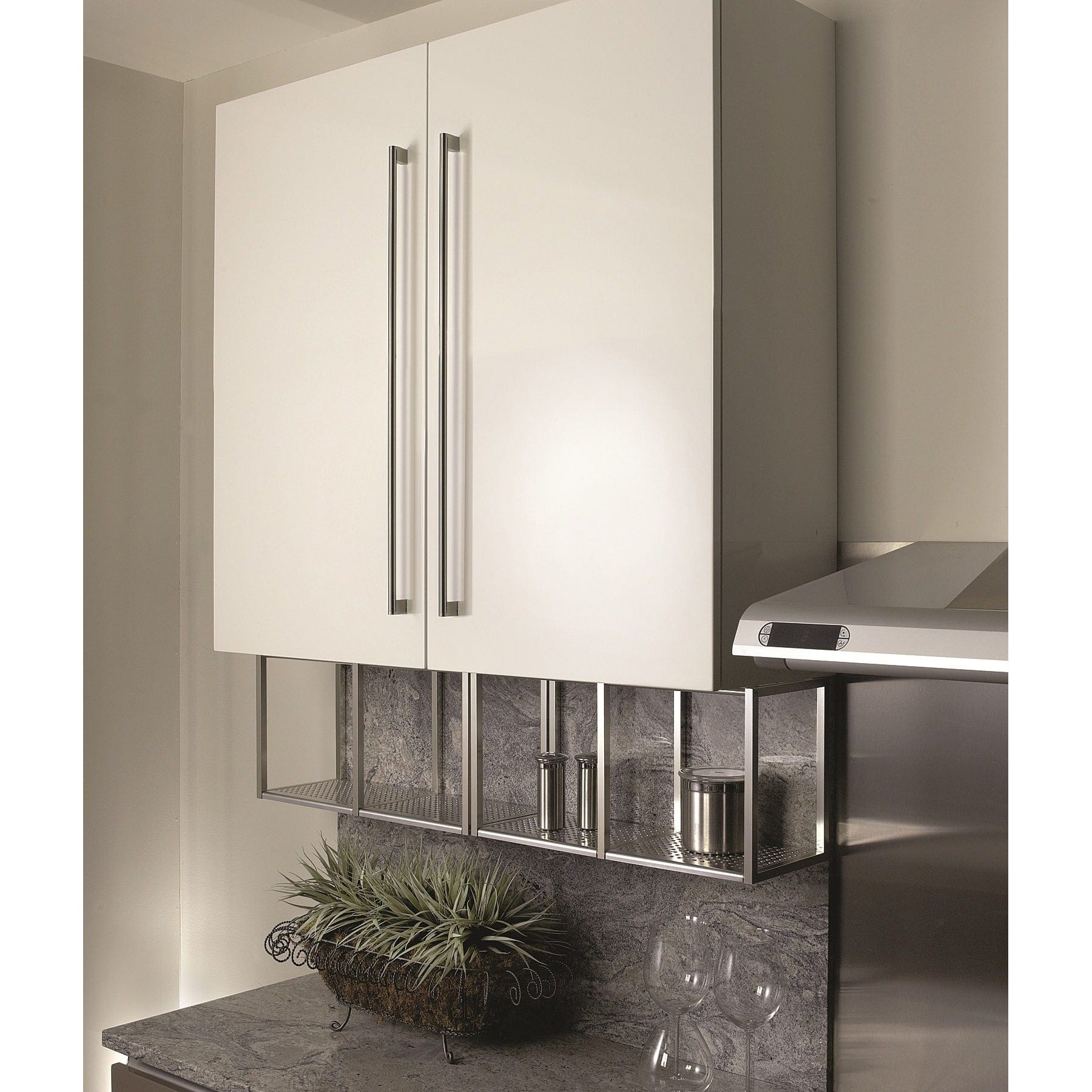 Contemporary Pull, 5-1/16" Center-to-Center, Brushed Nickel alt 0