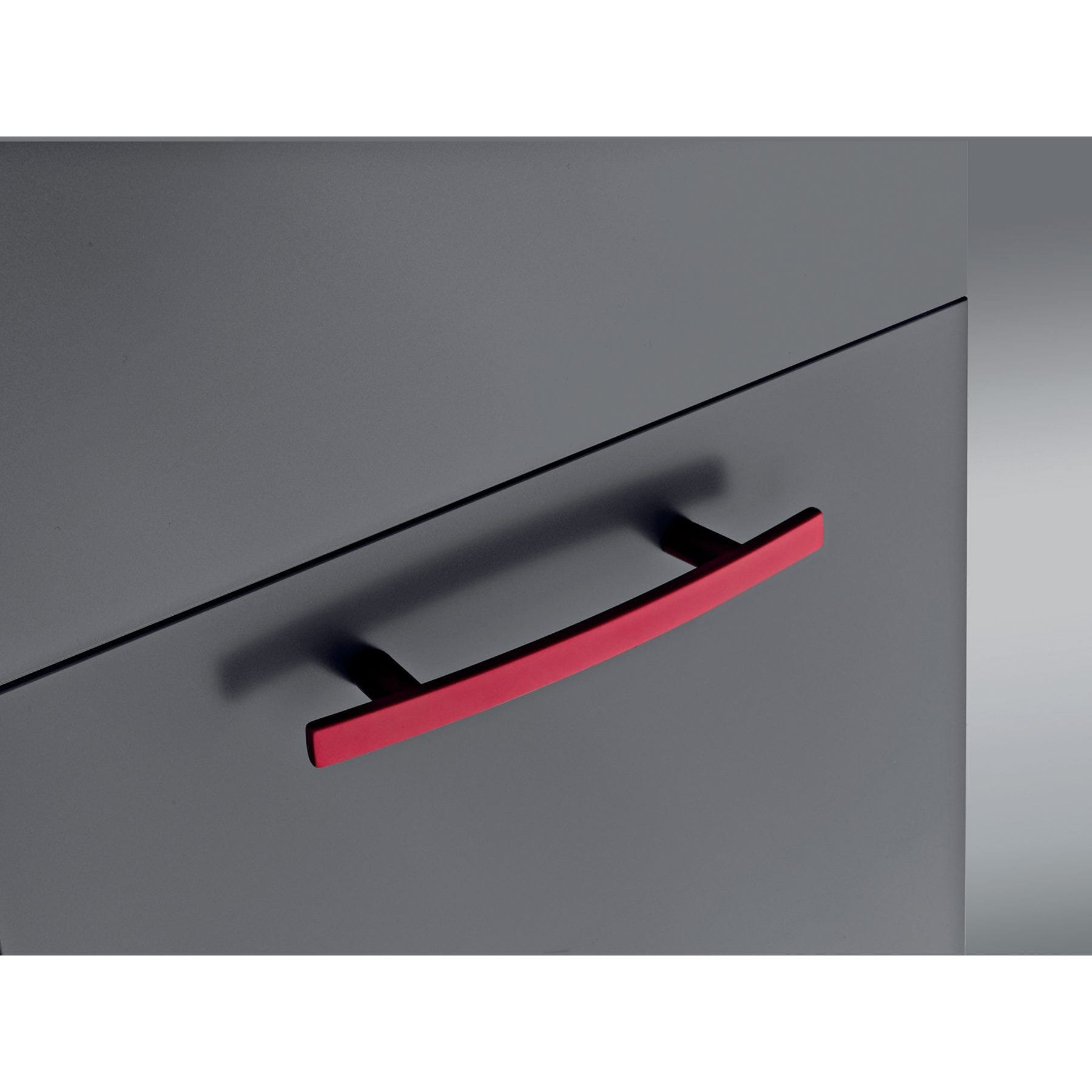 Transitional Pull, 7-9/16" Center-to-Center, Brushed Oil-Rubbed Bronze alt 0