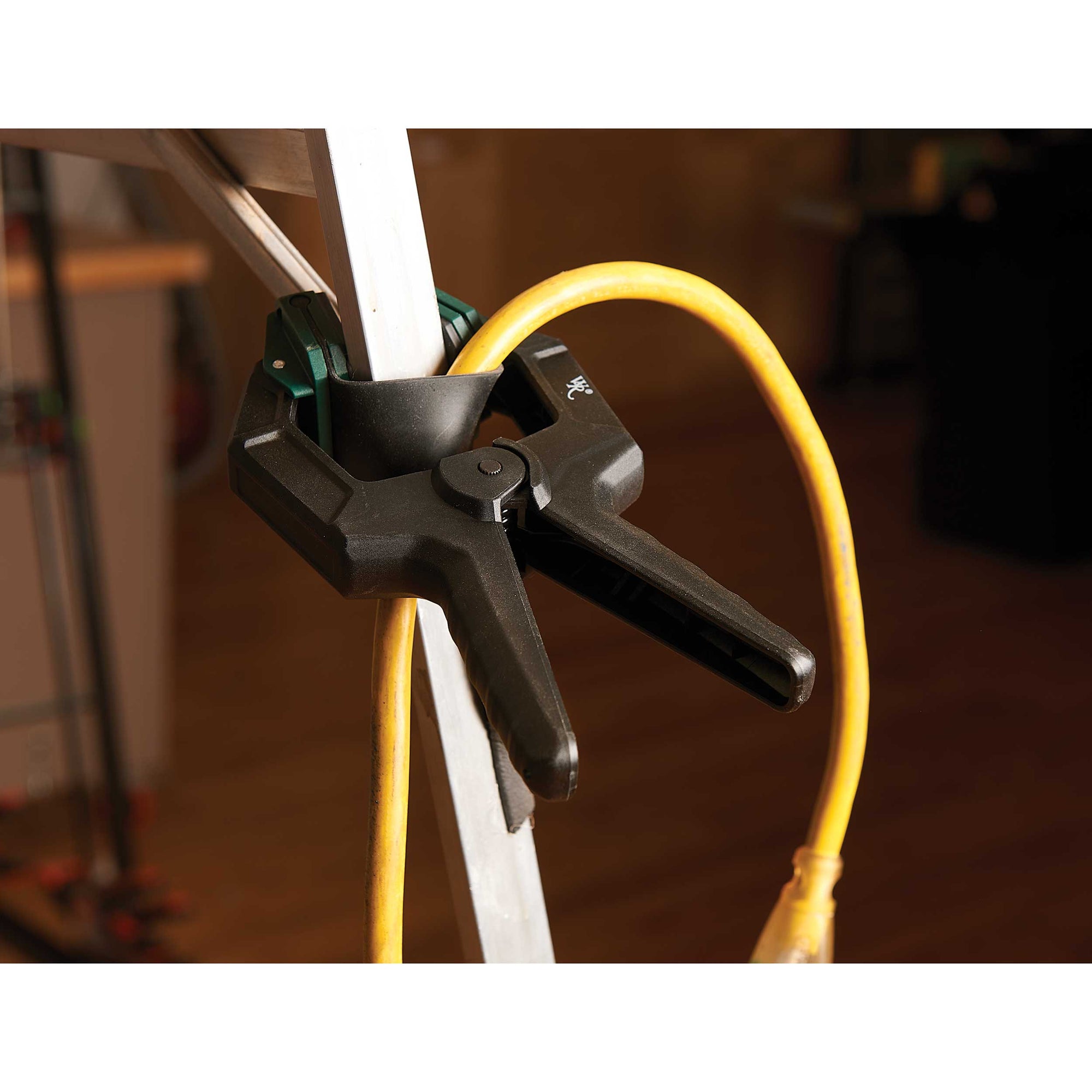 3" Edgeband Spring Clamp alt 0