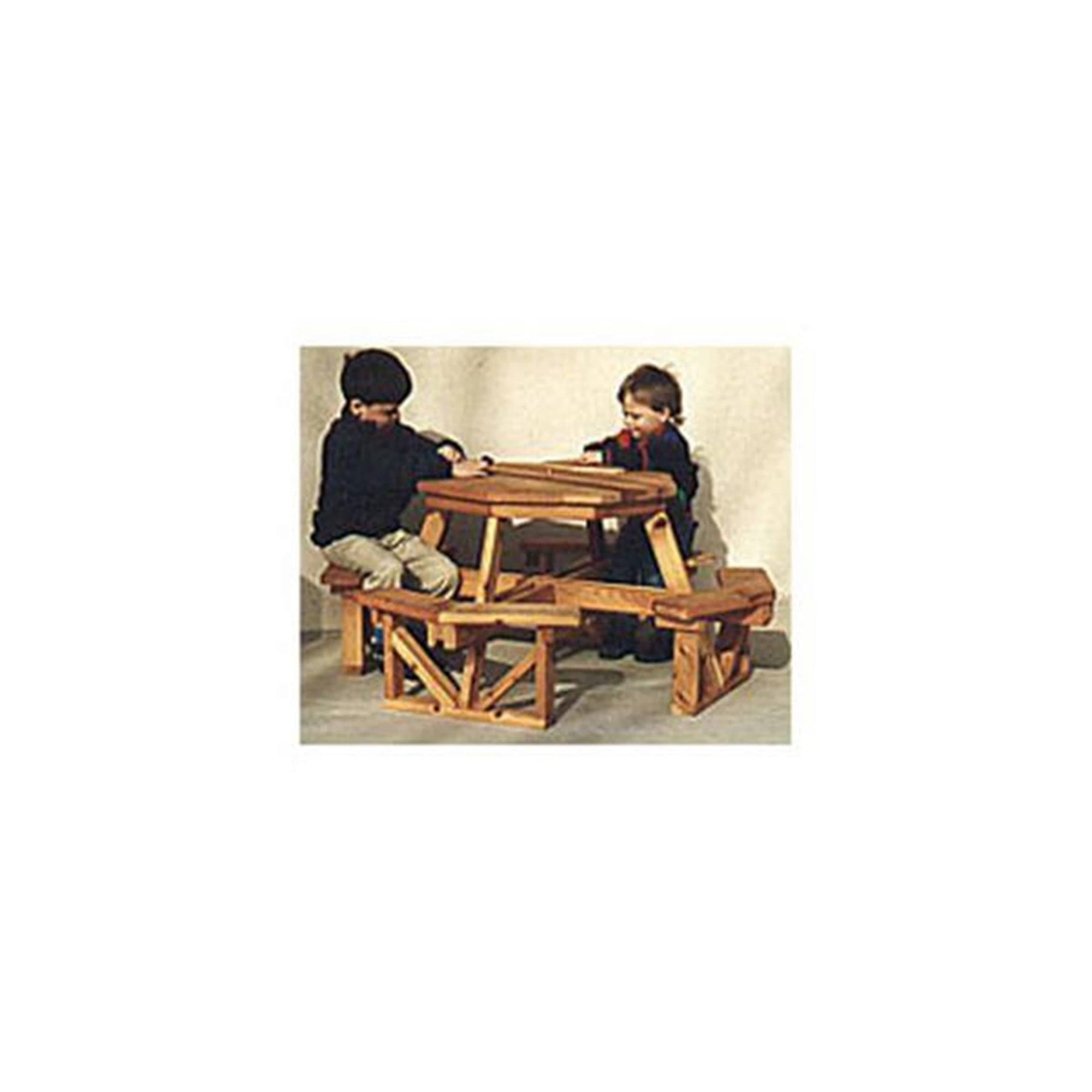 Woodworking Project Paper Plan to Build Child's Octagon Picnic Table alt 0