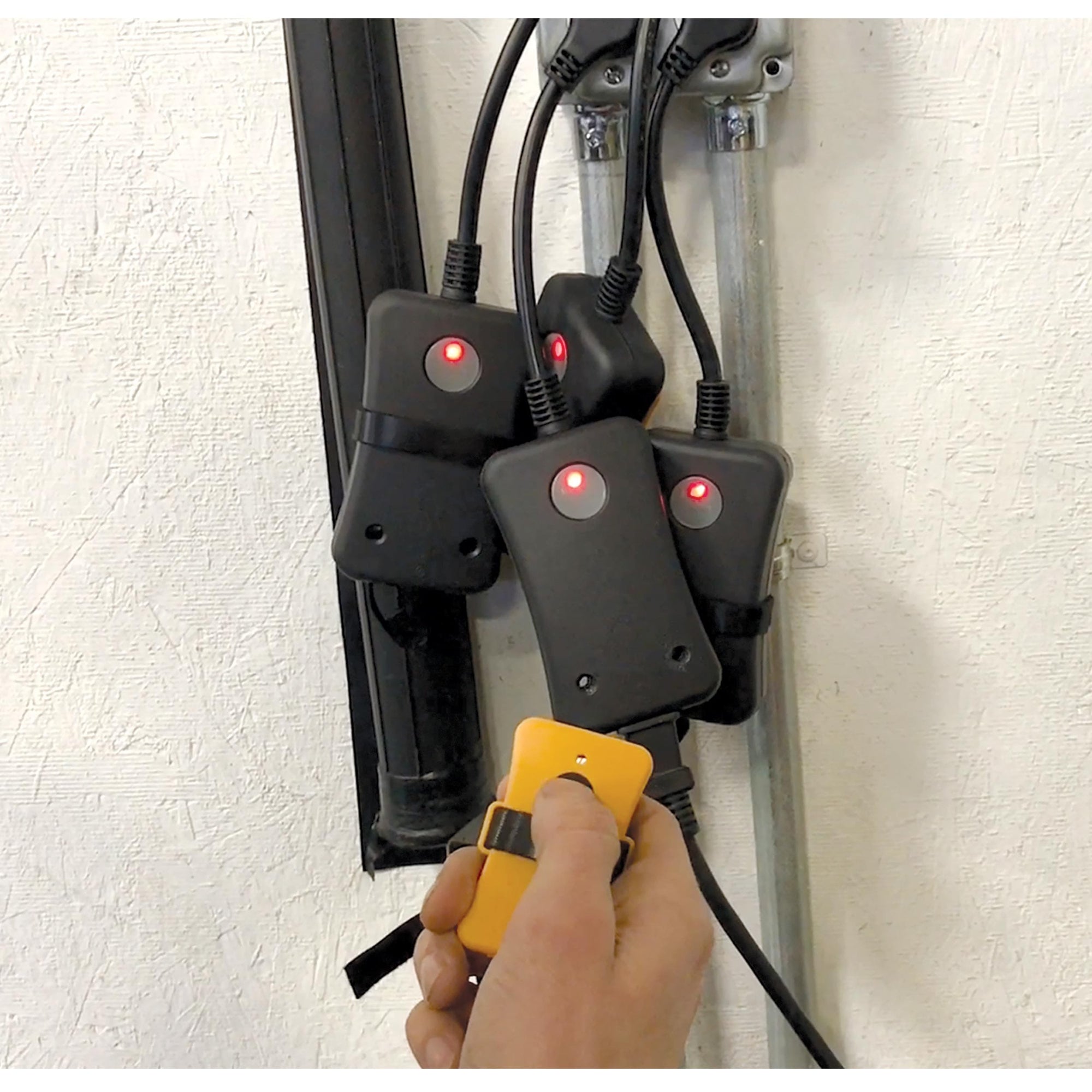 Universal Remote Control Vacuum alt 0