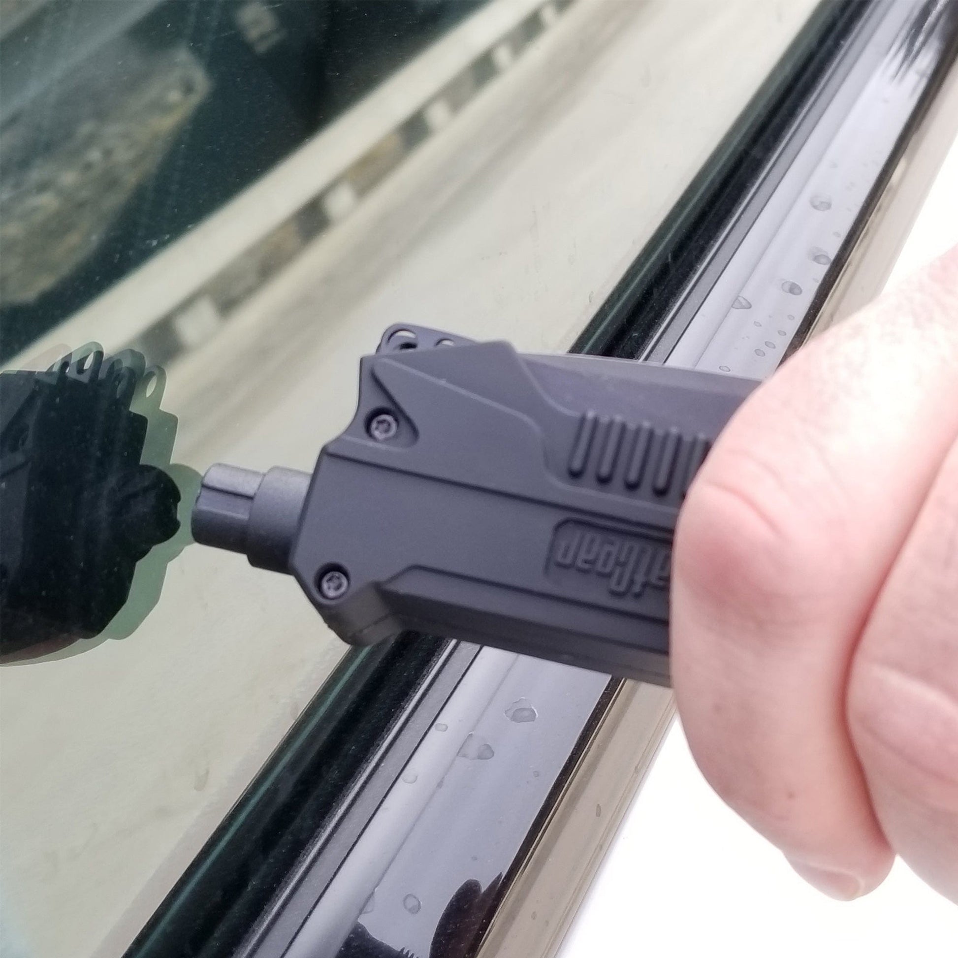 T3 Tactical Auto Rescue Tool alt 0