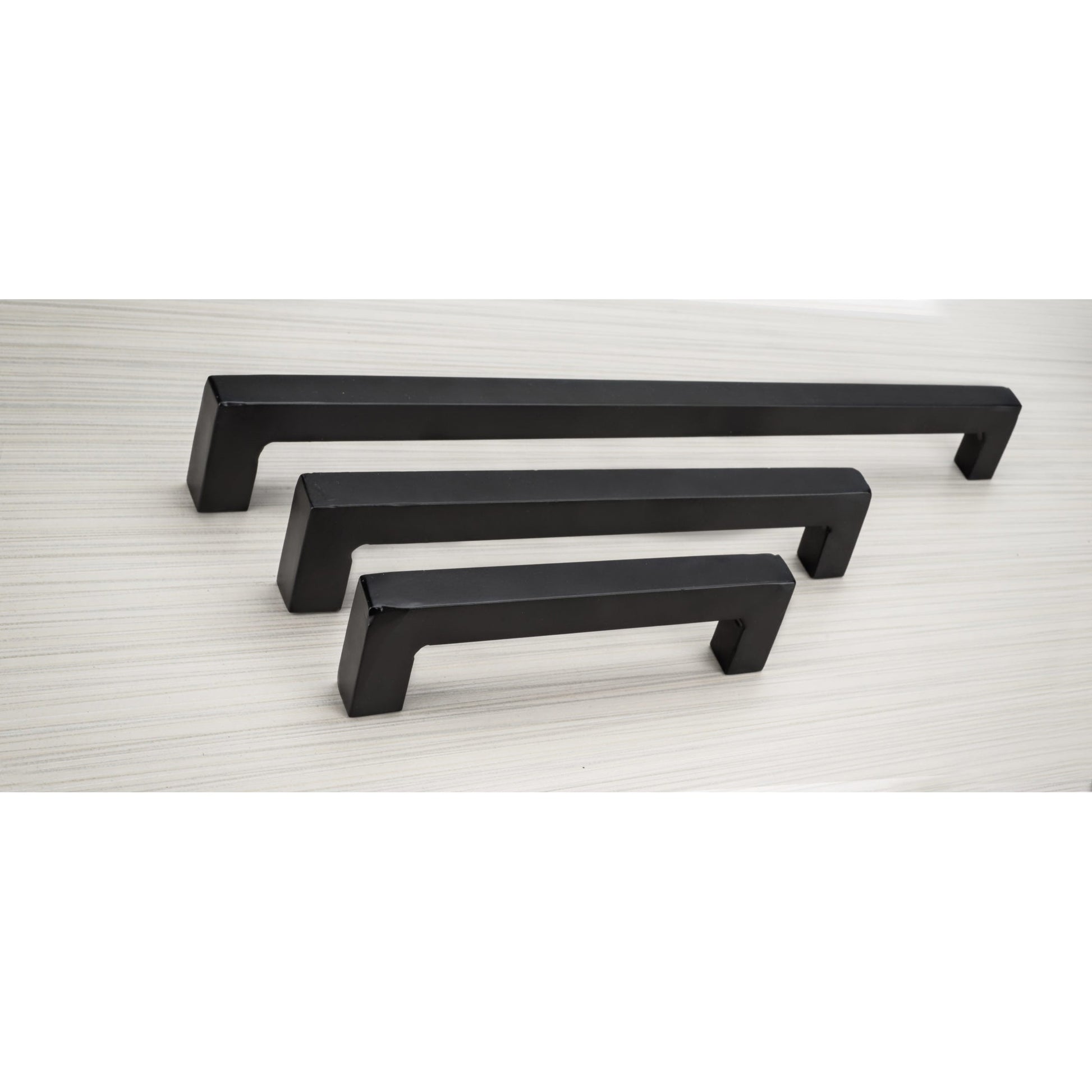 Traditional Barn Door Pull, 5-1/16" Center-to-Center, Matte Black alt 0