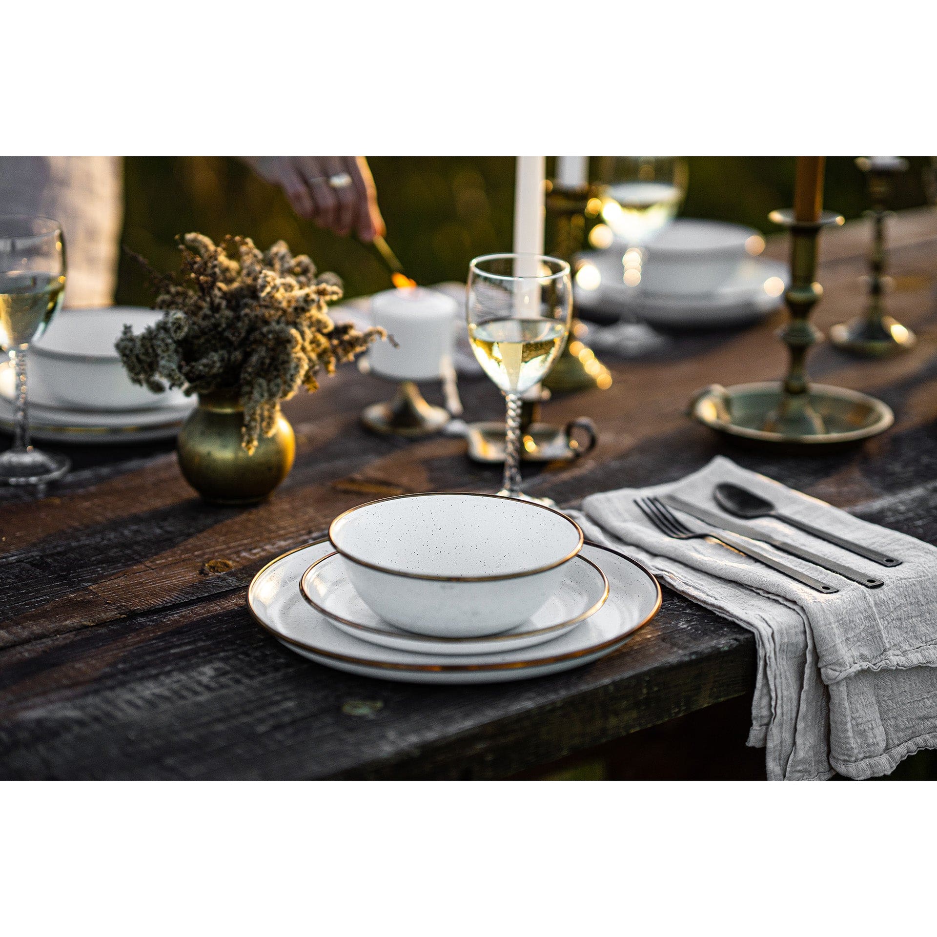 Enamel Bowl Set Eggshell Indoor/Outdoor alt 0