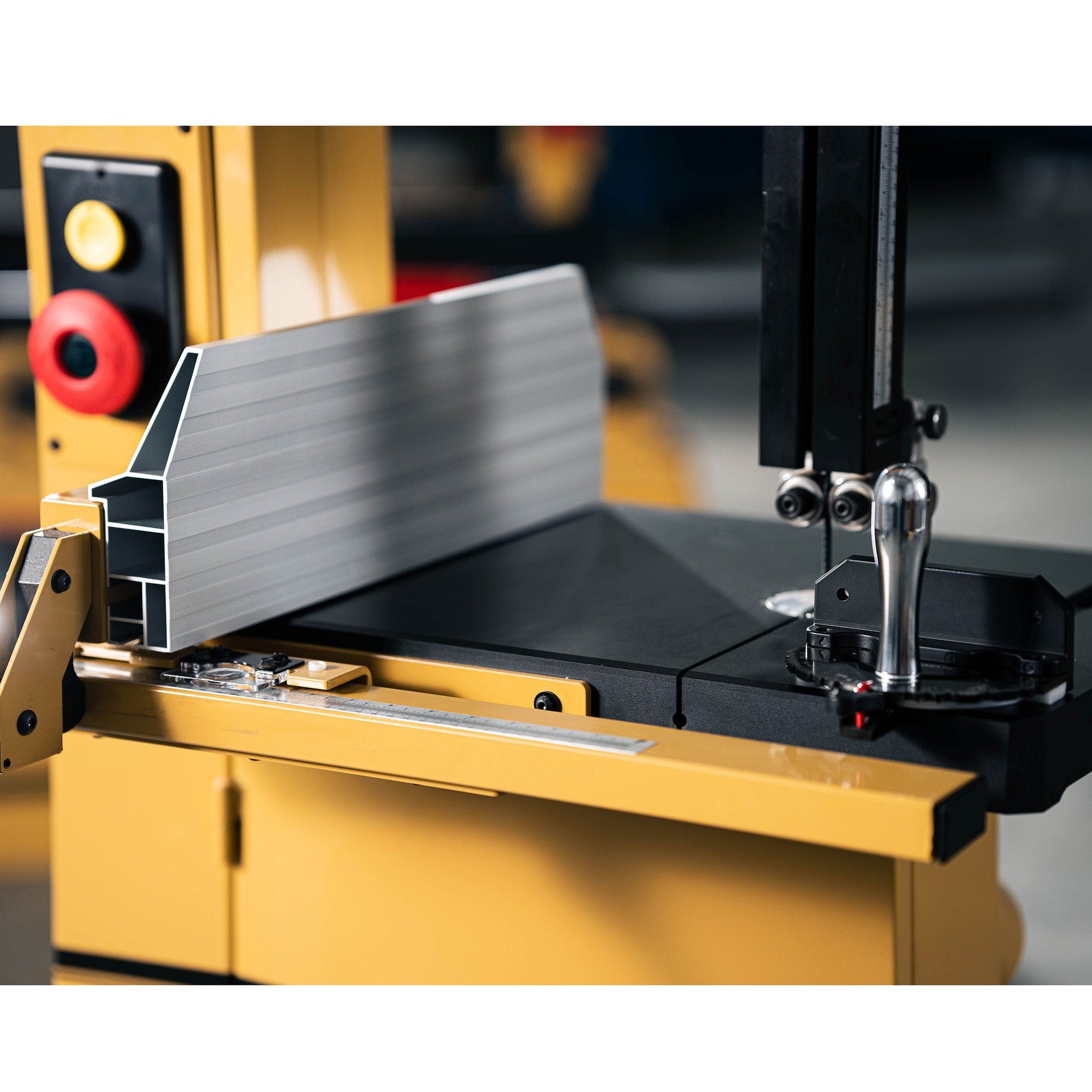 18" Woodworking Bandsaw with ArmorGlide - 5 HP 1 PH 230V - PM1800BT alt 0