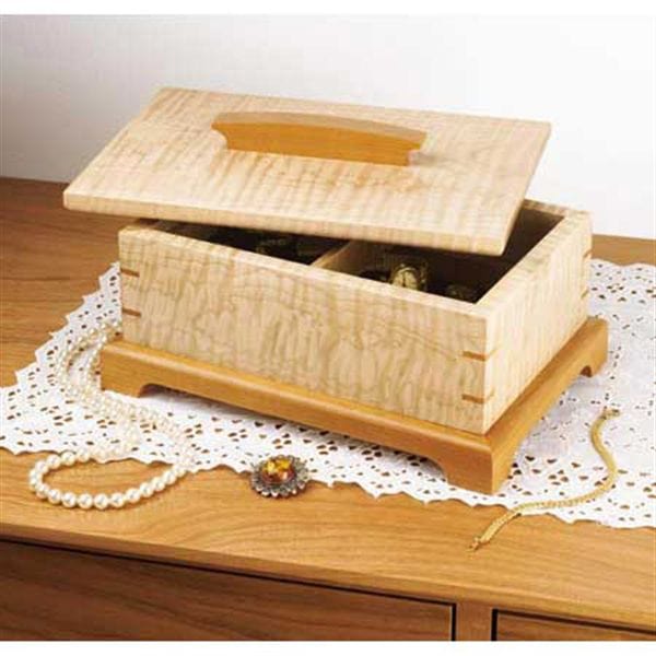 Woodworking Project Paper Plan to Build Secret-Compartment Jewelry Box alt 0