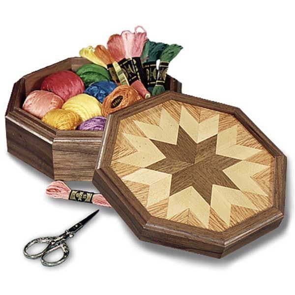 Woodworking Project Paper Plan to Build Country All-Star Keepsake Box alt 0